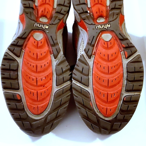 AHNU BY TEVA HIKING SHOES. MENS Sz:9 LIKE NEW! - Picture 6 of 10